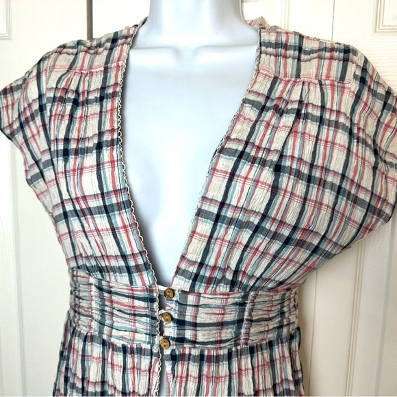 FREE PEOPLE Plaid Crinkle Top Blouse Shirt Ruched Waist Buttons Ivory Pink Blue - Picture 4 of 9